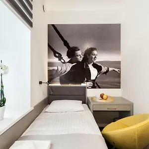  Auberge de jeunesse Cinema